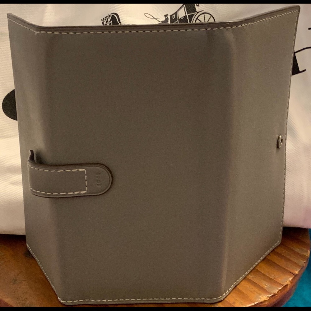 Coach 1941 Heather Gray Trifold Slim Wallet NWT - Picture 8 of 8